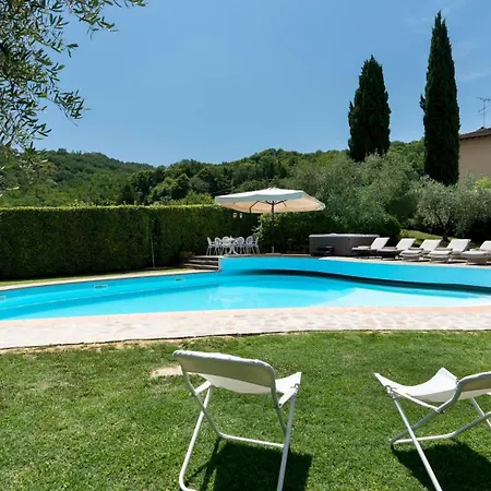 Casa Paggetti 8, Emma *